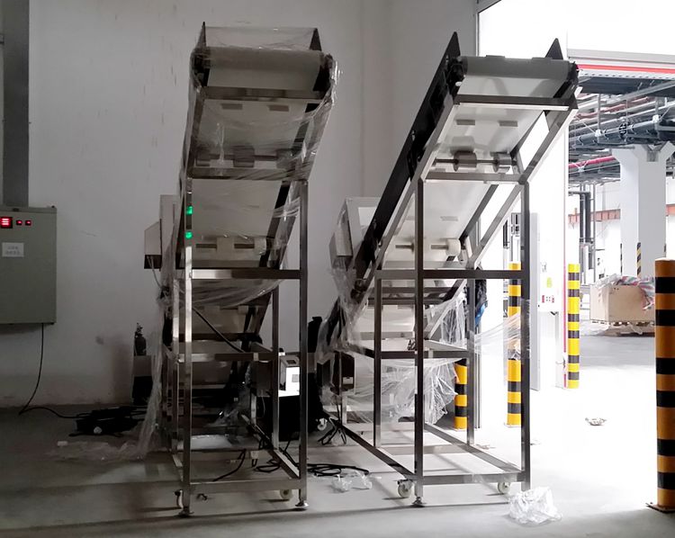 1561379703638310.jpg 特百惠上料金檢機(jī)4.jpg